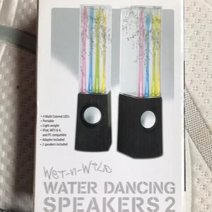 Water dancing speakers